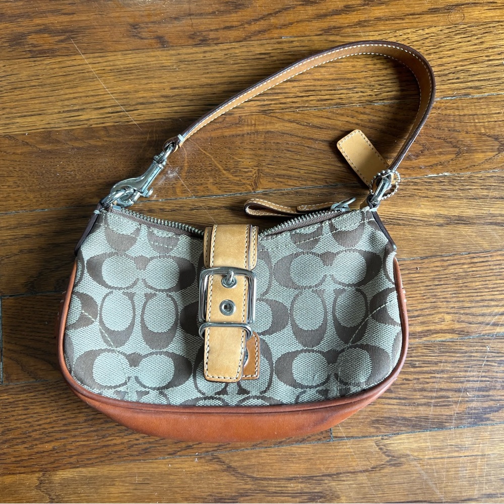 Coach shoulder bag